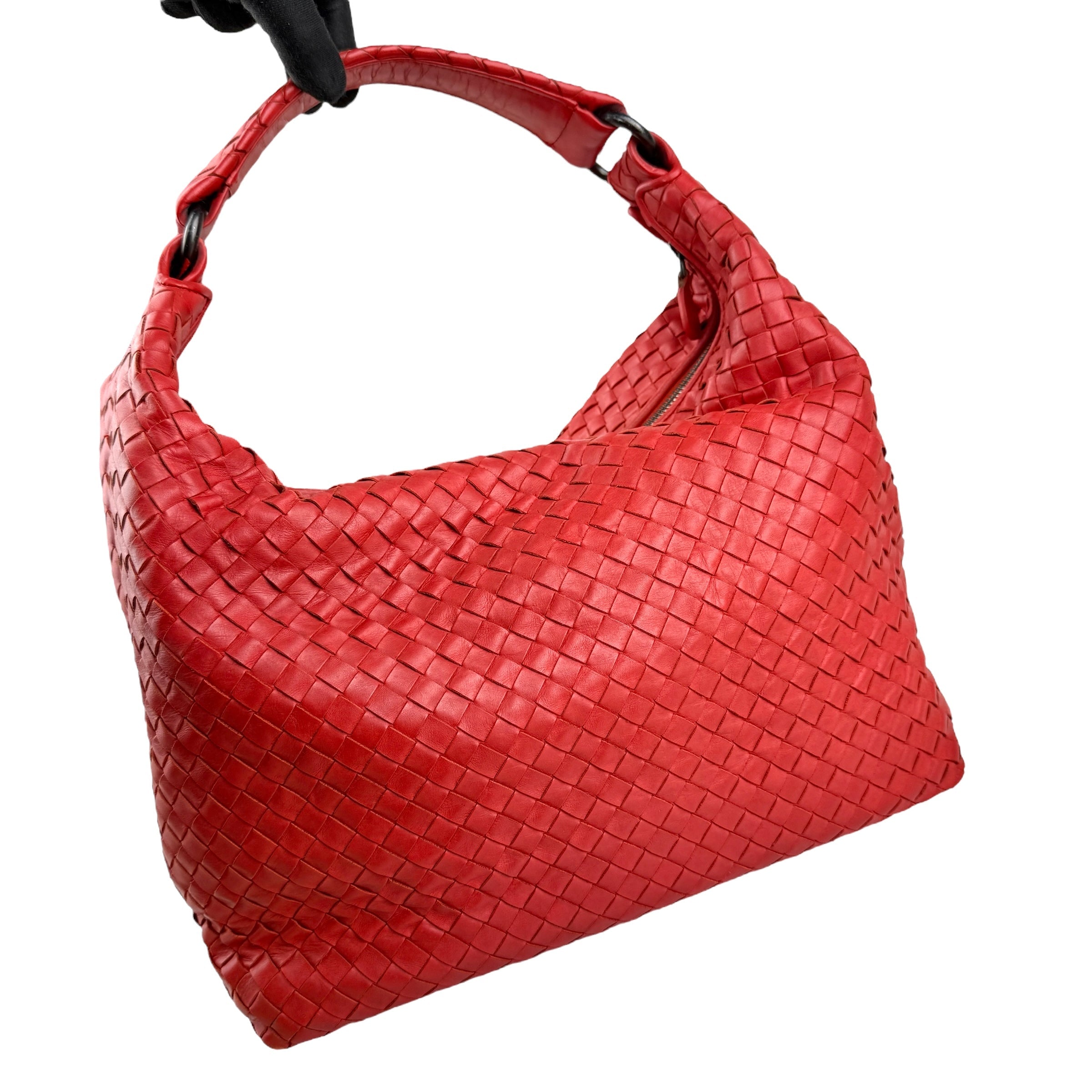 Pre-owned Bottega Veneta Red Intrecciato Woven Nappa Leather Medium Veneta Hobo Bag