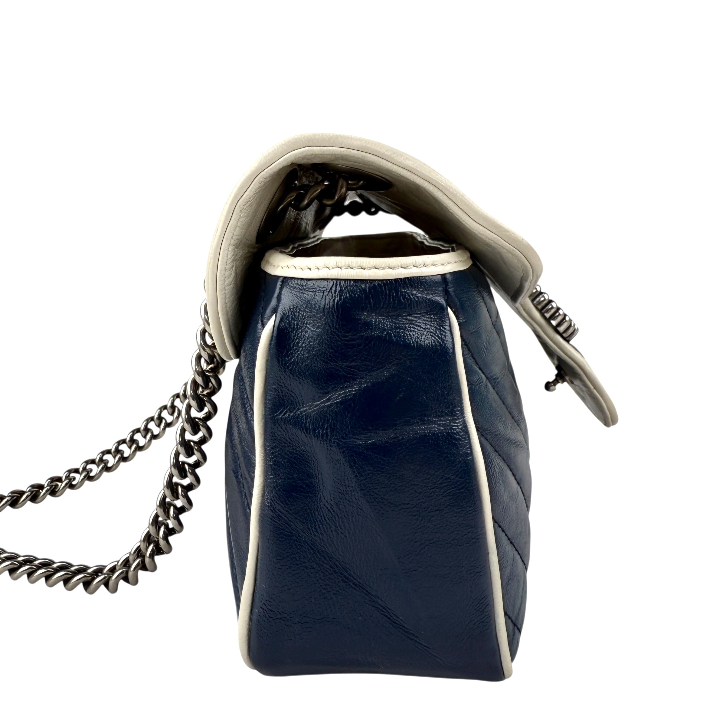 Pre-owned Gucci Navy and white GG Marmont shoulder bag