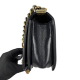Pre-owned Chanel Black Quilted Leather Medium Boy Flap Bag