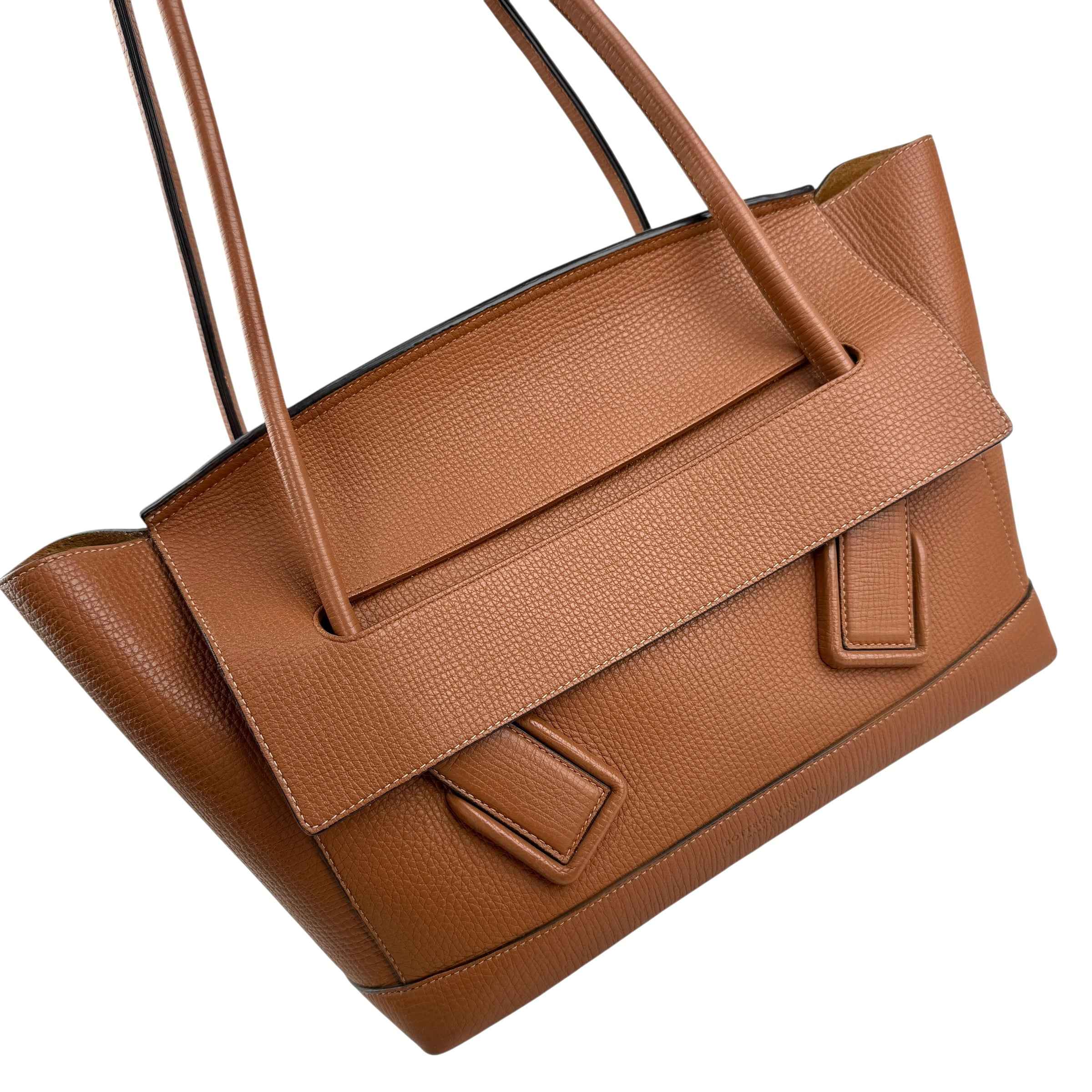 Bottega Veneta Medium Grained Calfskin The Arco tote bag