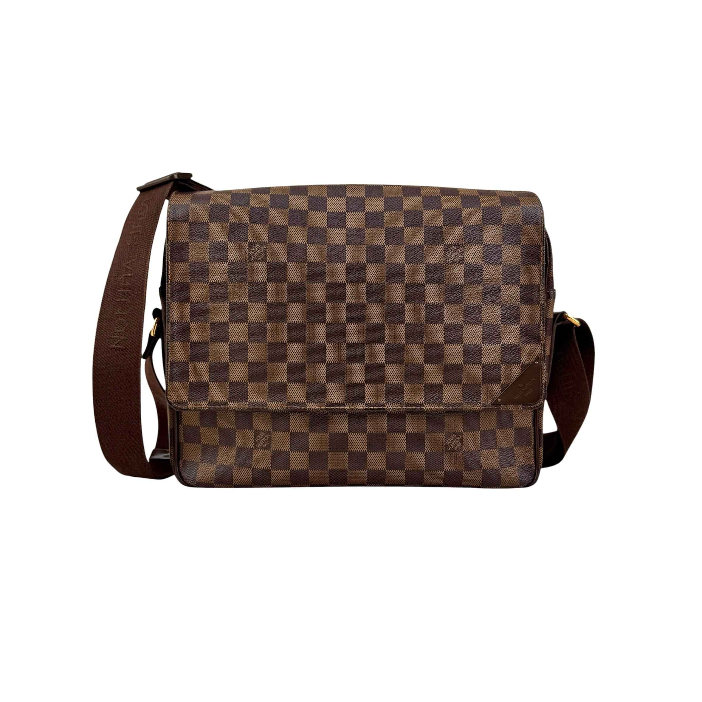 Louis Vuitton Damier Canvas Shelton Messenger Bag