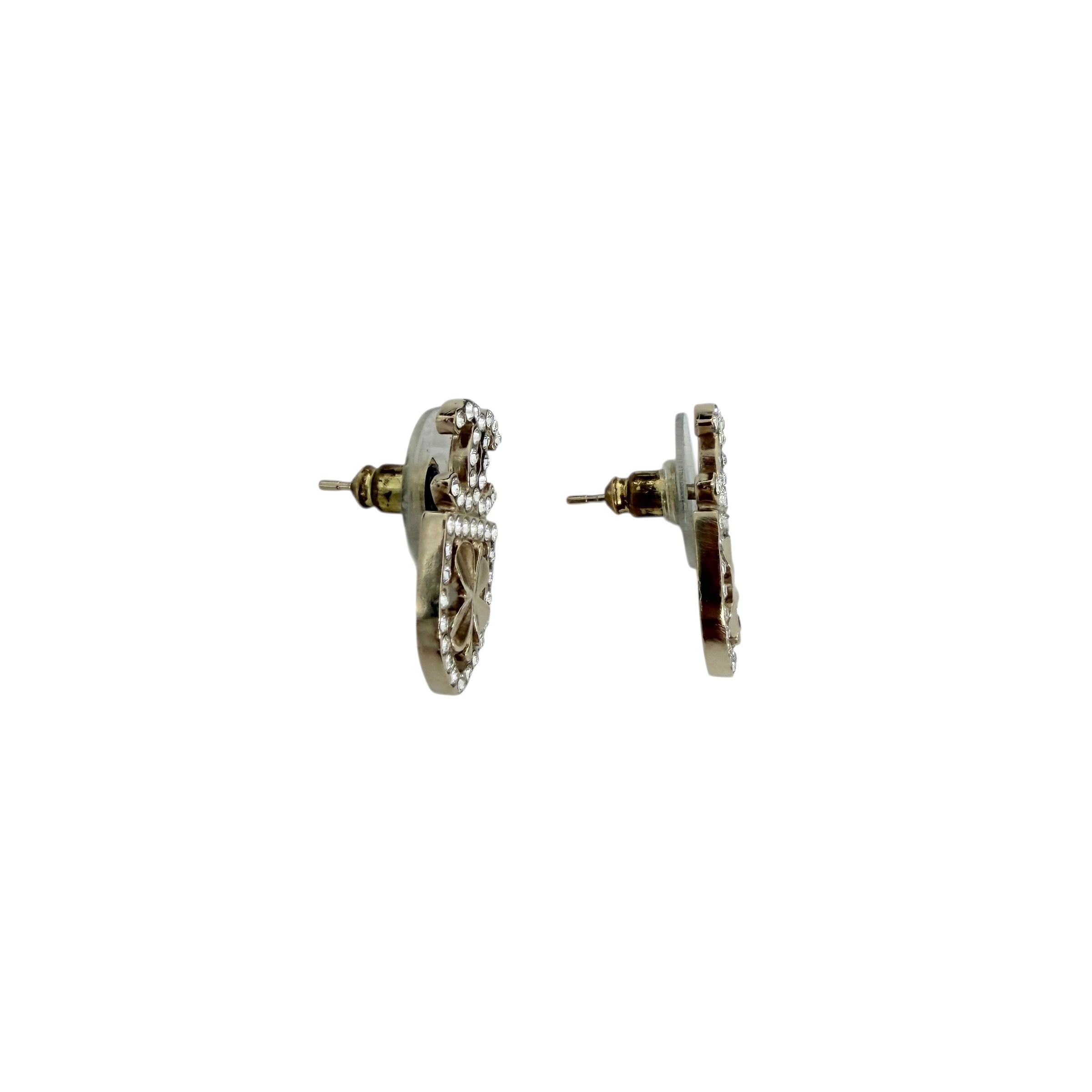 Pre-owned Chanel Pierce CC mark/clover motif rhinestone gold