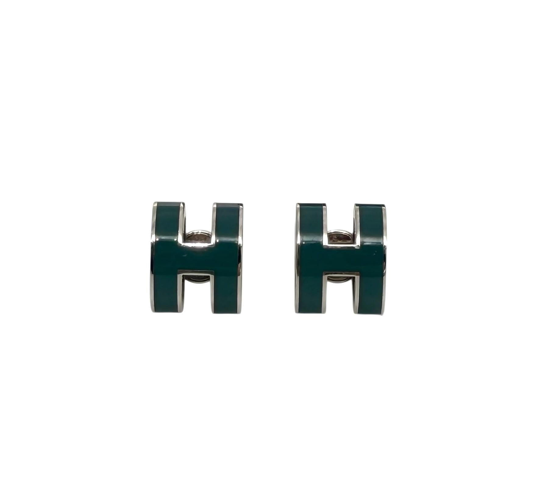 Pre-owned Hermes Green Lacquer Oval Earrings with Malachite Inlay main image
