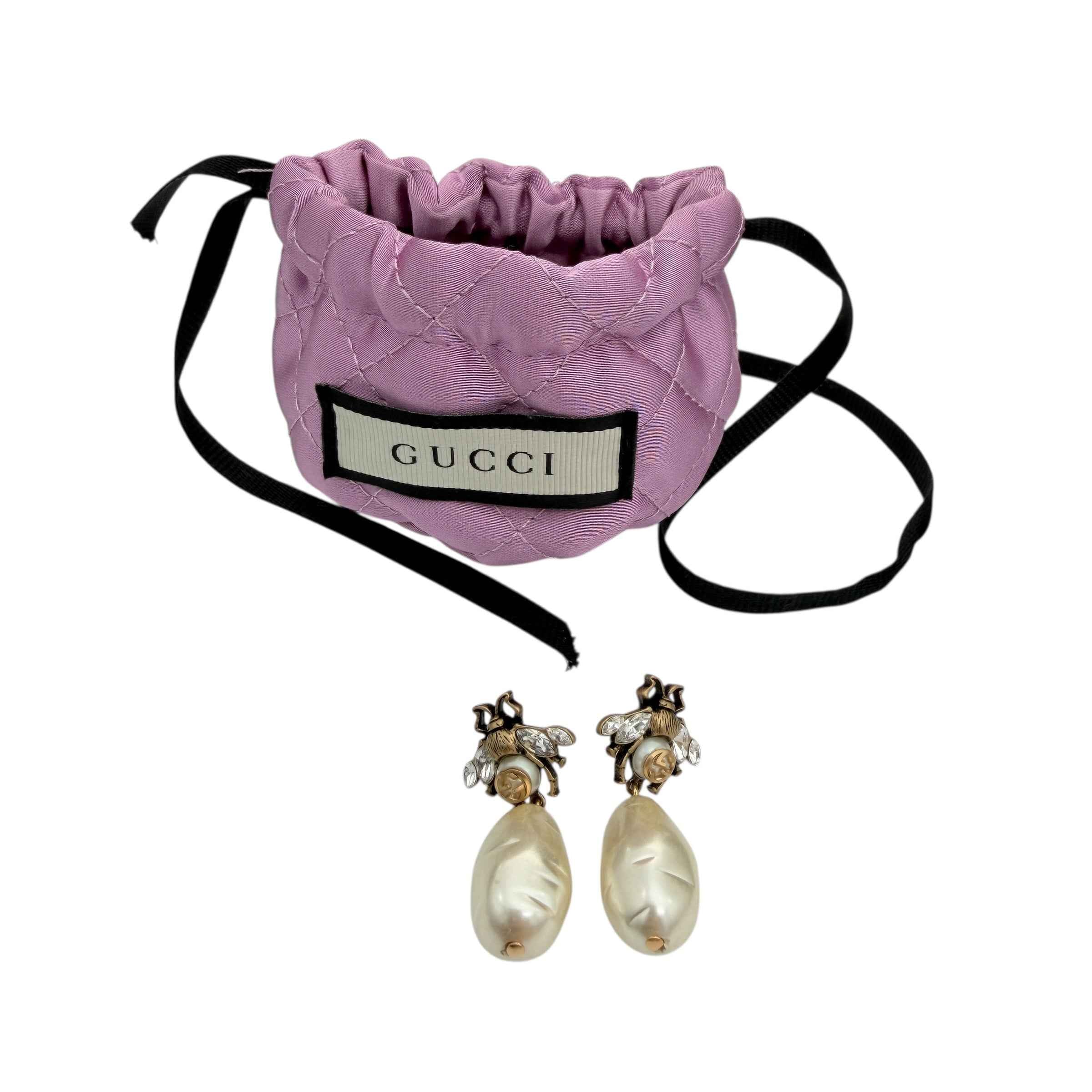 Gucci Pearls earrings