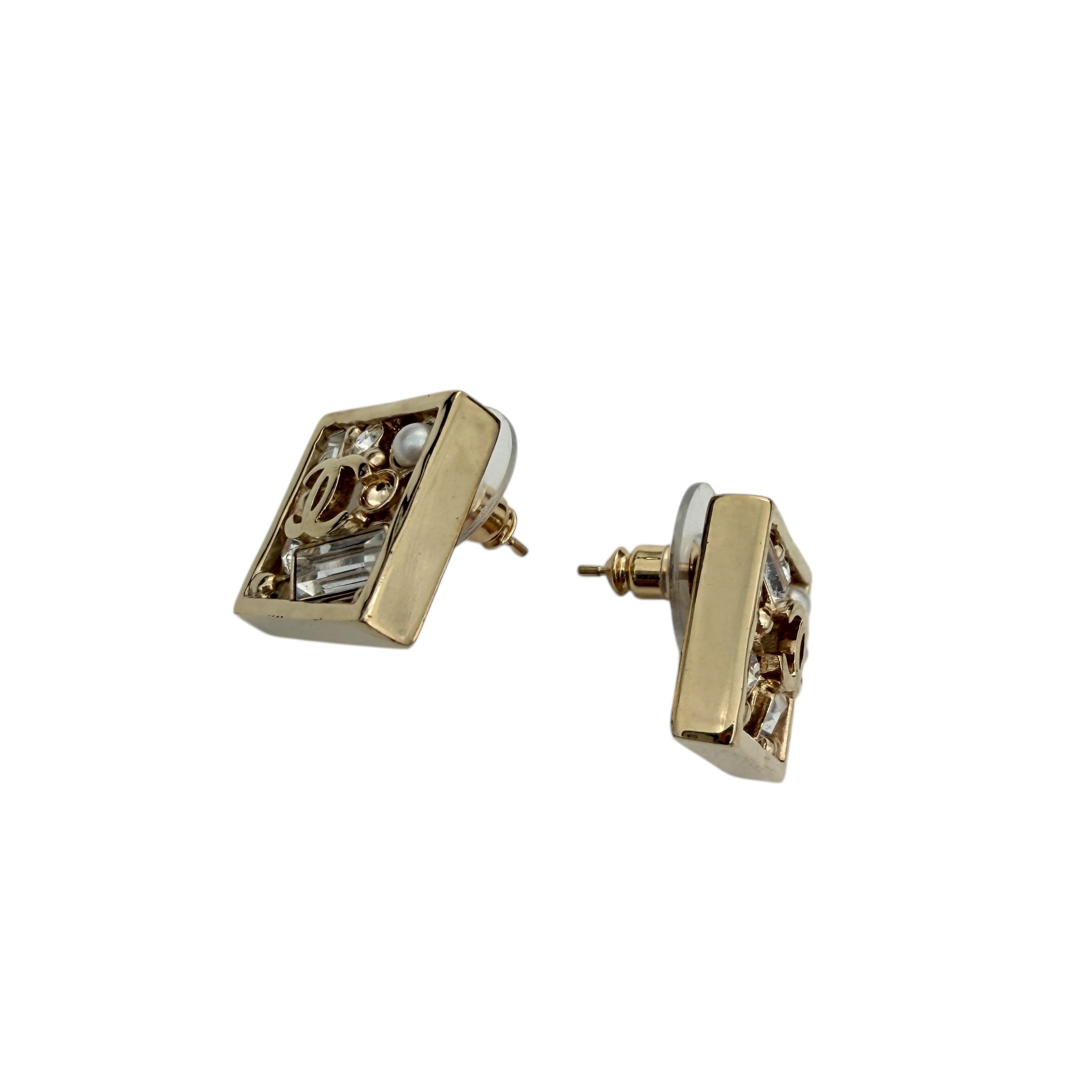 Pre-owned Chanel Stud Earrings Gold