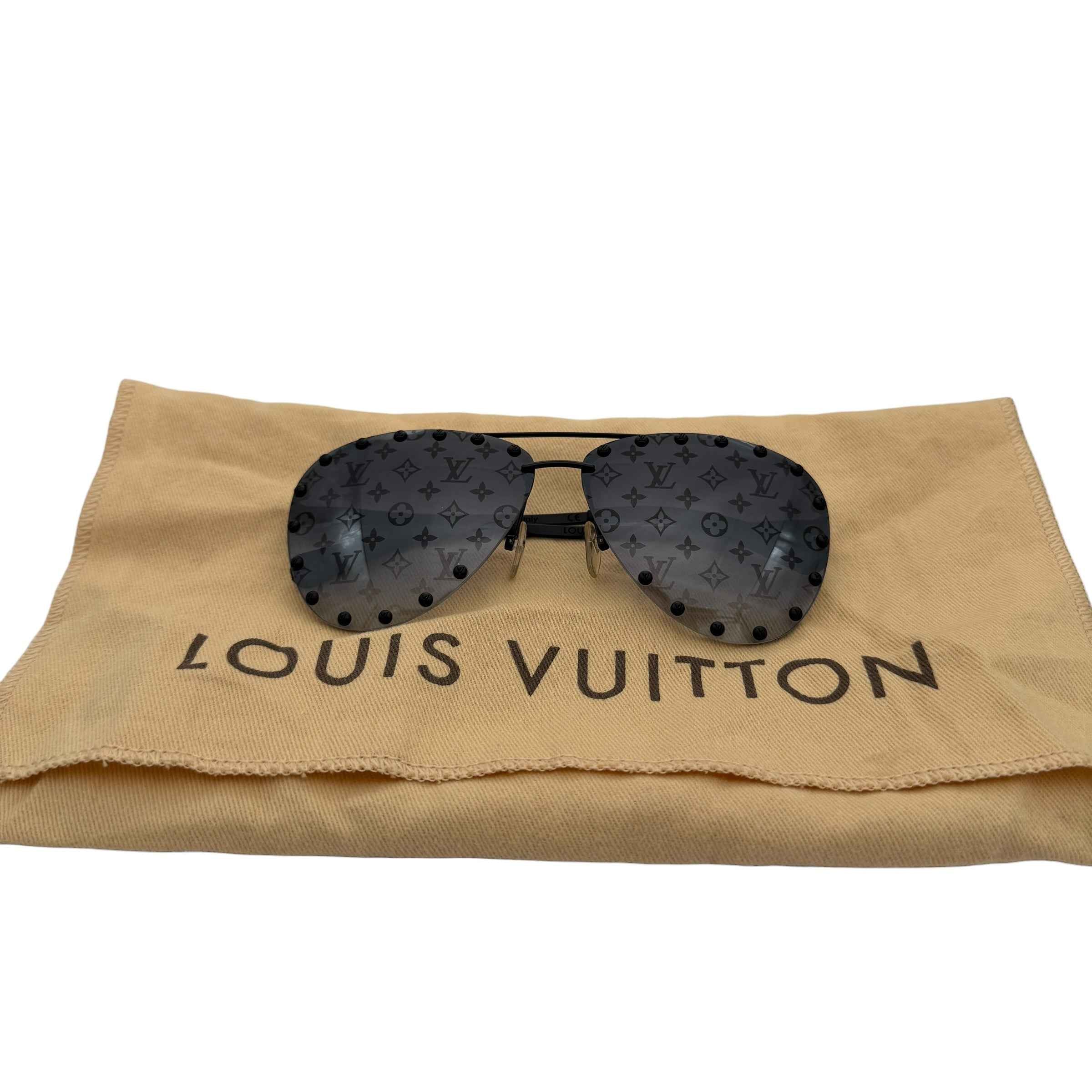 Louis Vuitton Metal Monogram The Party Aviator Gradient Sunglasses