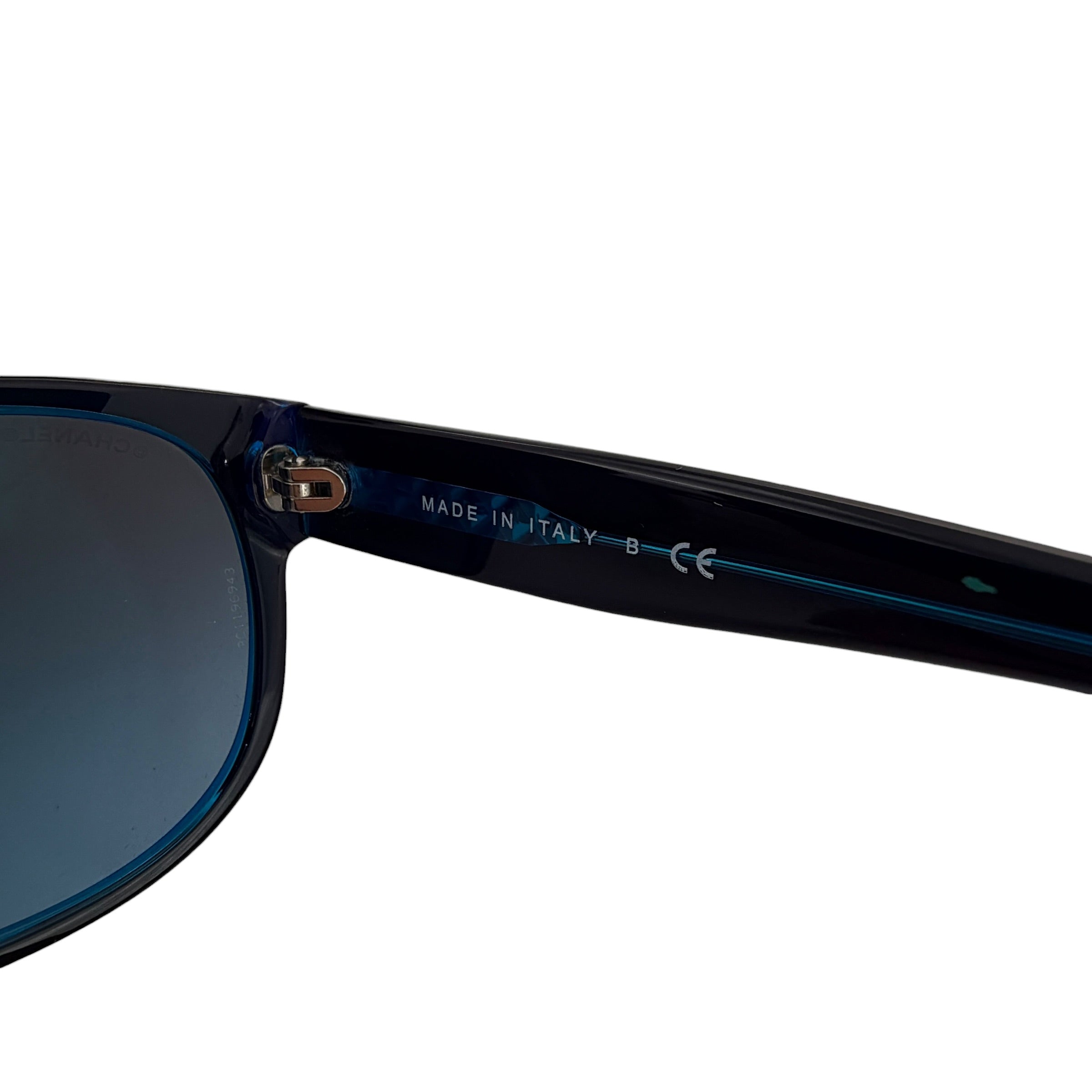 Pre-owned Chanel Square Sunglasses 5182A