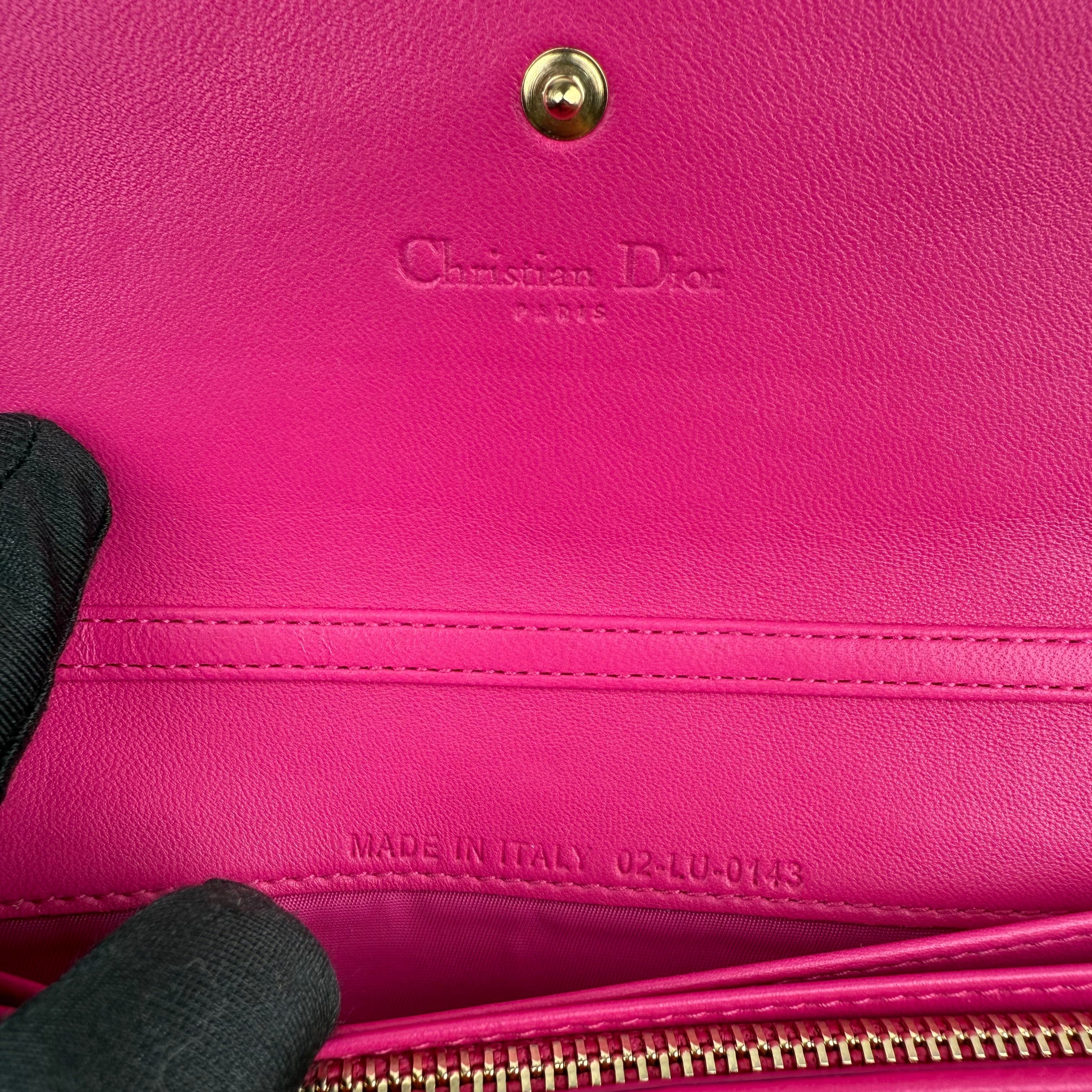 Pre-owned dior-lady-dior-fuchsia-cannage-quilted-leather-wallet-on-chain-bag-front