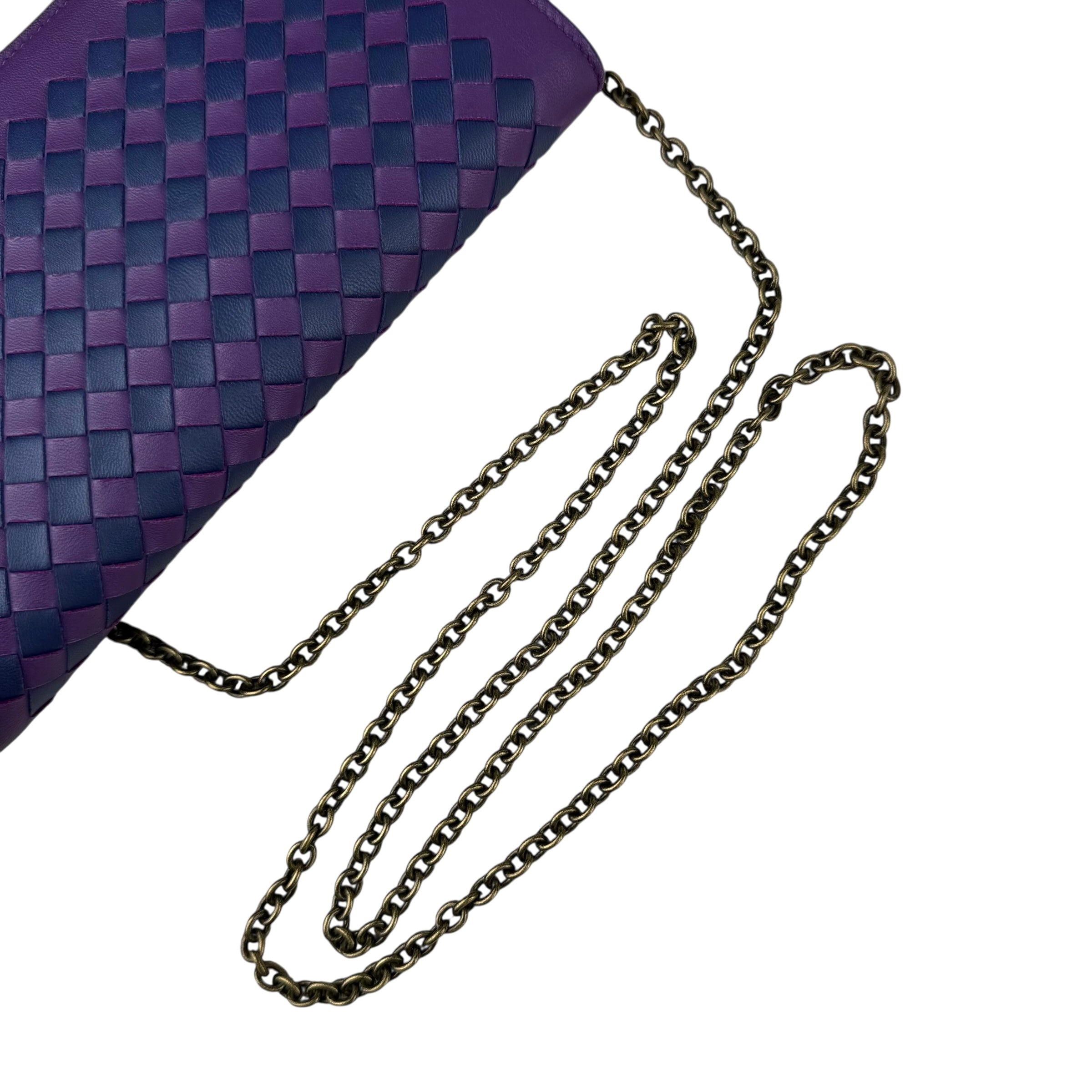 Pre-owned bottega-veneta-monalisa-purple-atlantic-intrecciato-chain-wallet-front