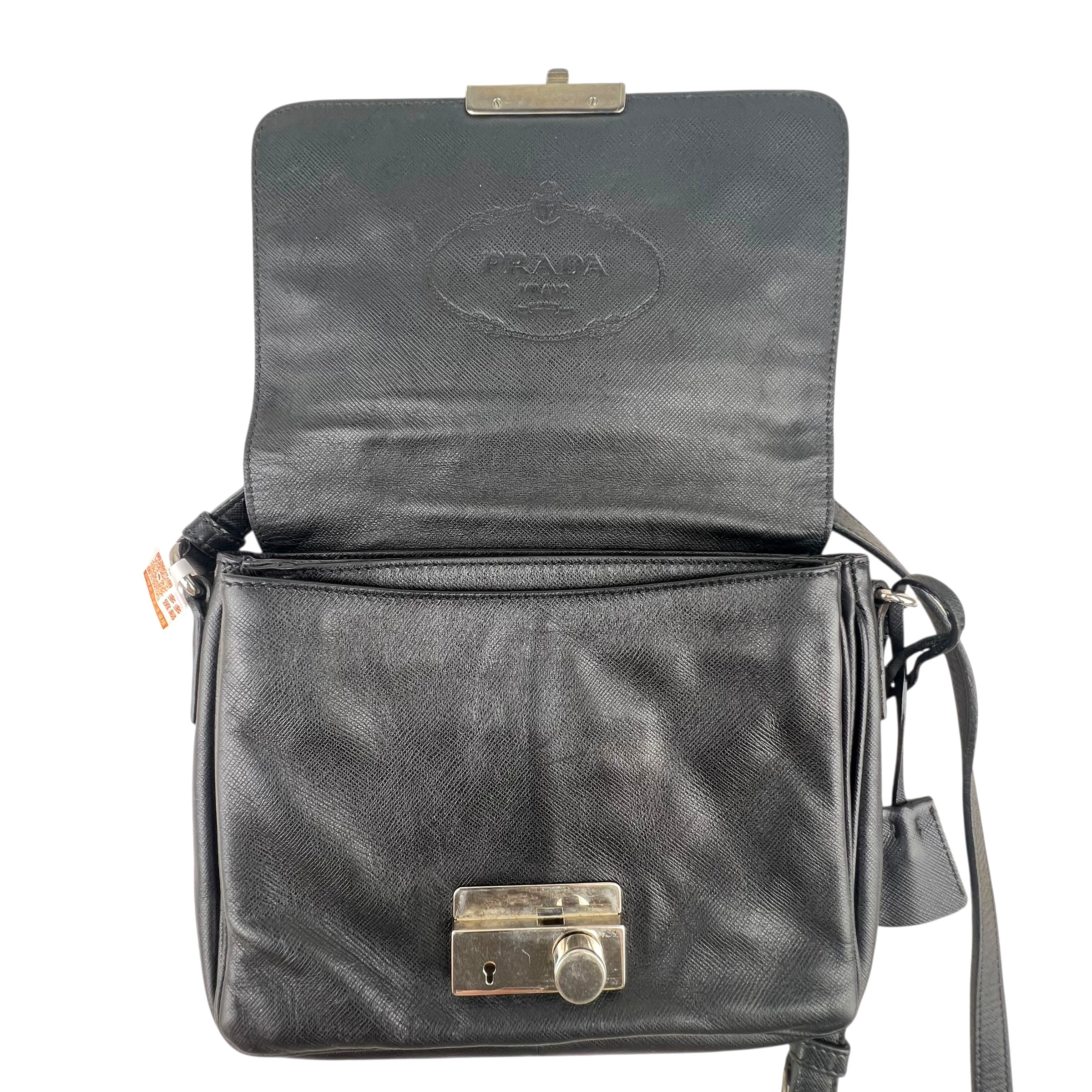 Pre-owned prada-saffiano-righe-sound-lock-crossbody-bag-front