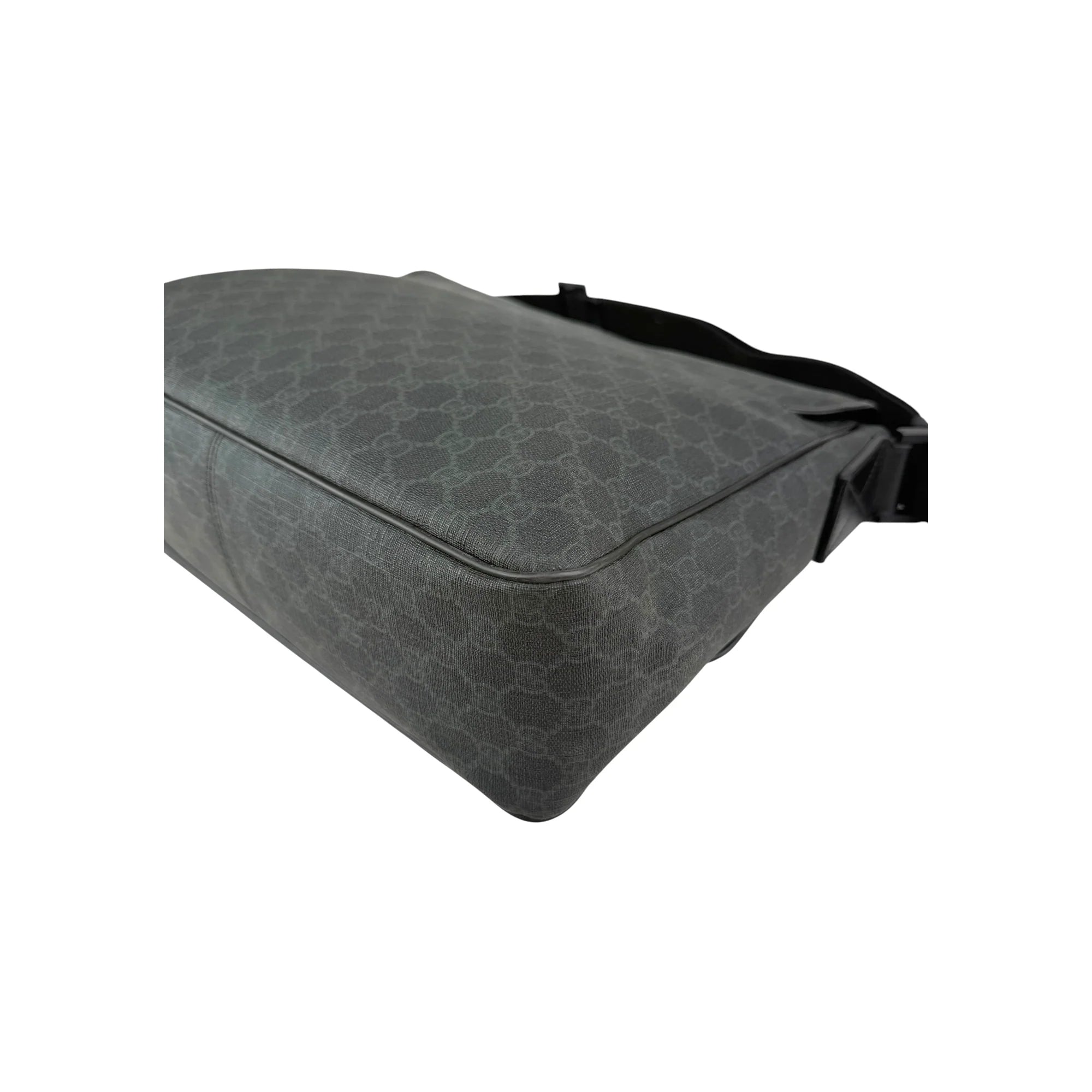 Gucci Black GG Imprime Messenger Bag