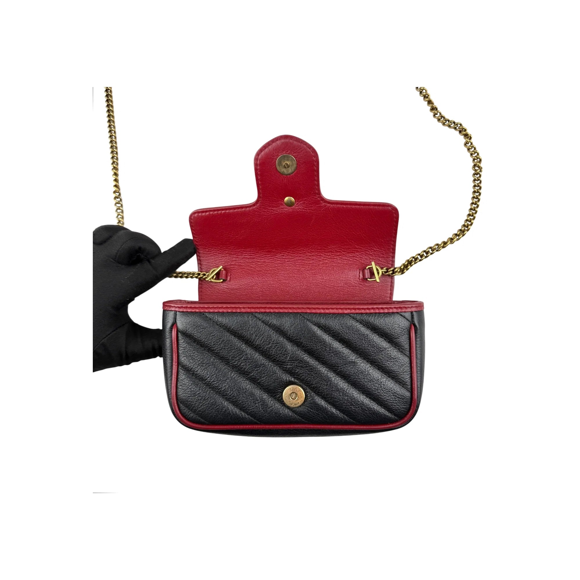 Gucci Black/Red Quilted Leather Marmont Torchon Mini Chain Wallet Crossbody bag