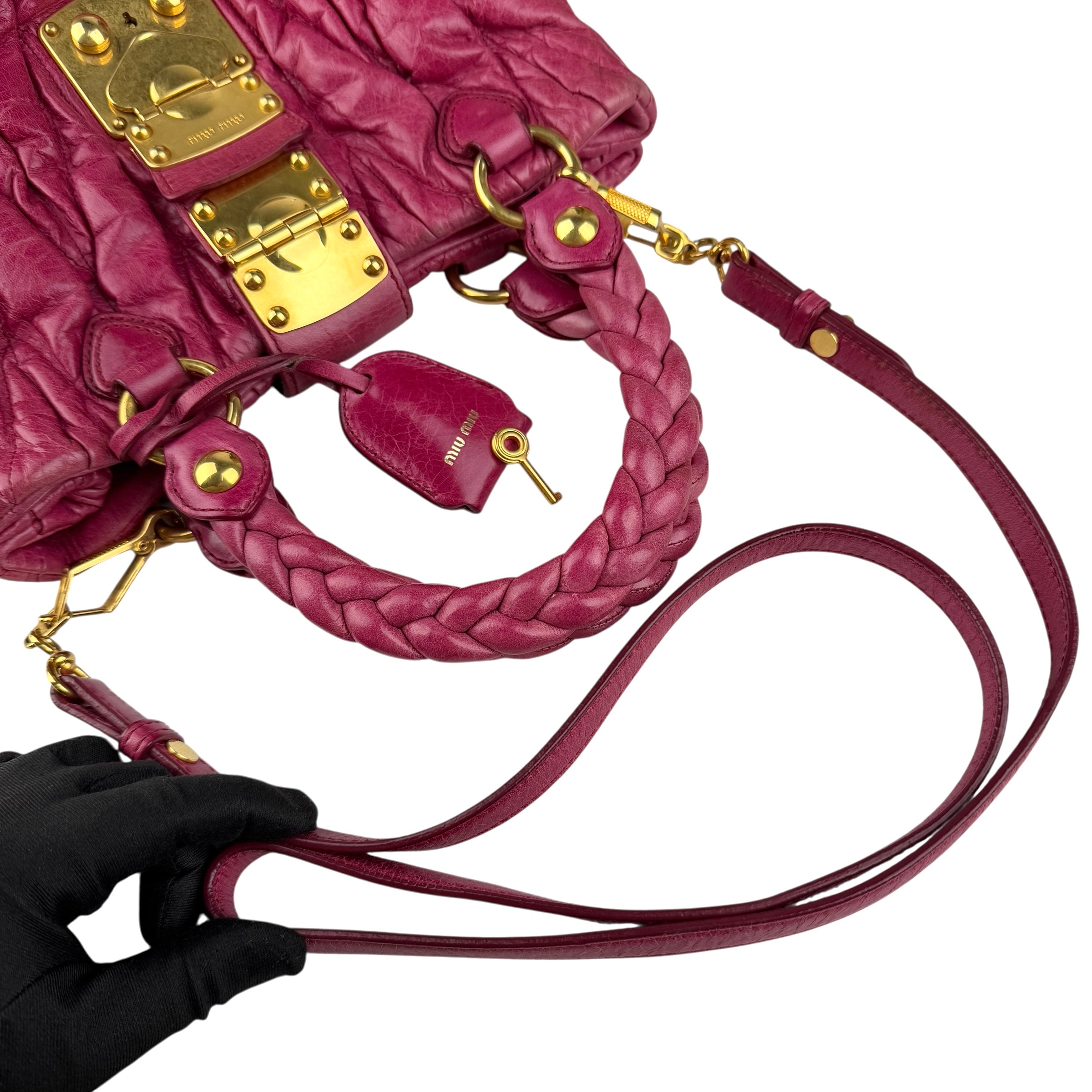 miu miu matelasse two-handle shoulder bag handle detail